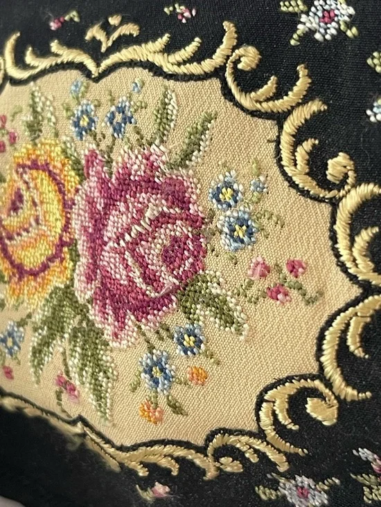 Amazing vintage embroidered tapestry purse, mini gold chain - Picture 8 of 13